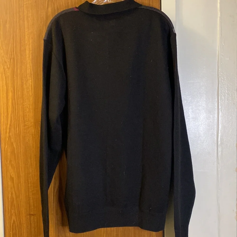 Sweater - Picture 3 of 3